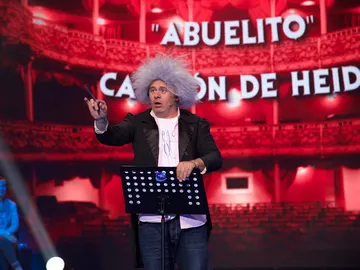 Miki Nadal muy entregado en la prueba Miki Nadal muy entregado en la prueba