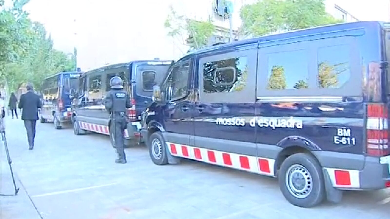 Los Mossos d'Esquadra ejecutan una macrooperación contra el tráfico de drogas en Barcelona