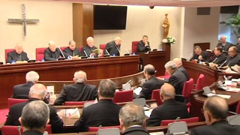 Los obispos se re&uacute;nen para elegir a su nuevo portavoz y secretario general