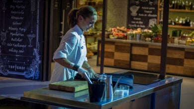 Bárbara, la reina de la última oportunidad, recoge sus cuchillos en 'Top Chef'