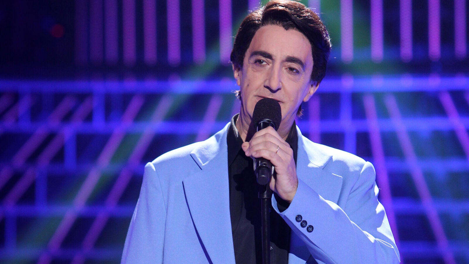 Santi Rodríguez supera el reto de imitar a Jesulín de Ubrique y su 'Toda' en 'Tu cara me suena'