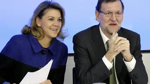 Mariano Rajoy junto a Cospedal, en la reunión del Comité Ejecutivo Nacional del partido Mariano Rajoy junto a Cospedal, en la reunión del Comité Ejecutivo Nacional del partido