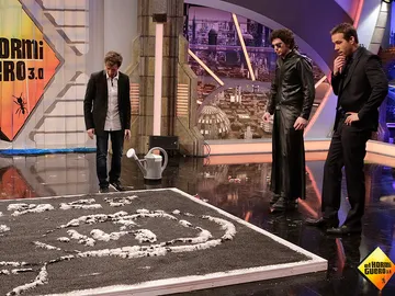 Un cuadro de Ryan Reynolds con arena Un cuadro de Ryan Reynolds con arena