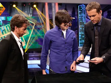 Luis Piedrahita sorprende a Ryan Reynolds Luis Piedrahita sorprende a Ryan Reynolds