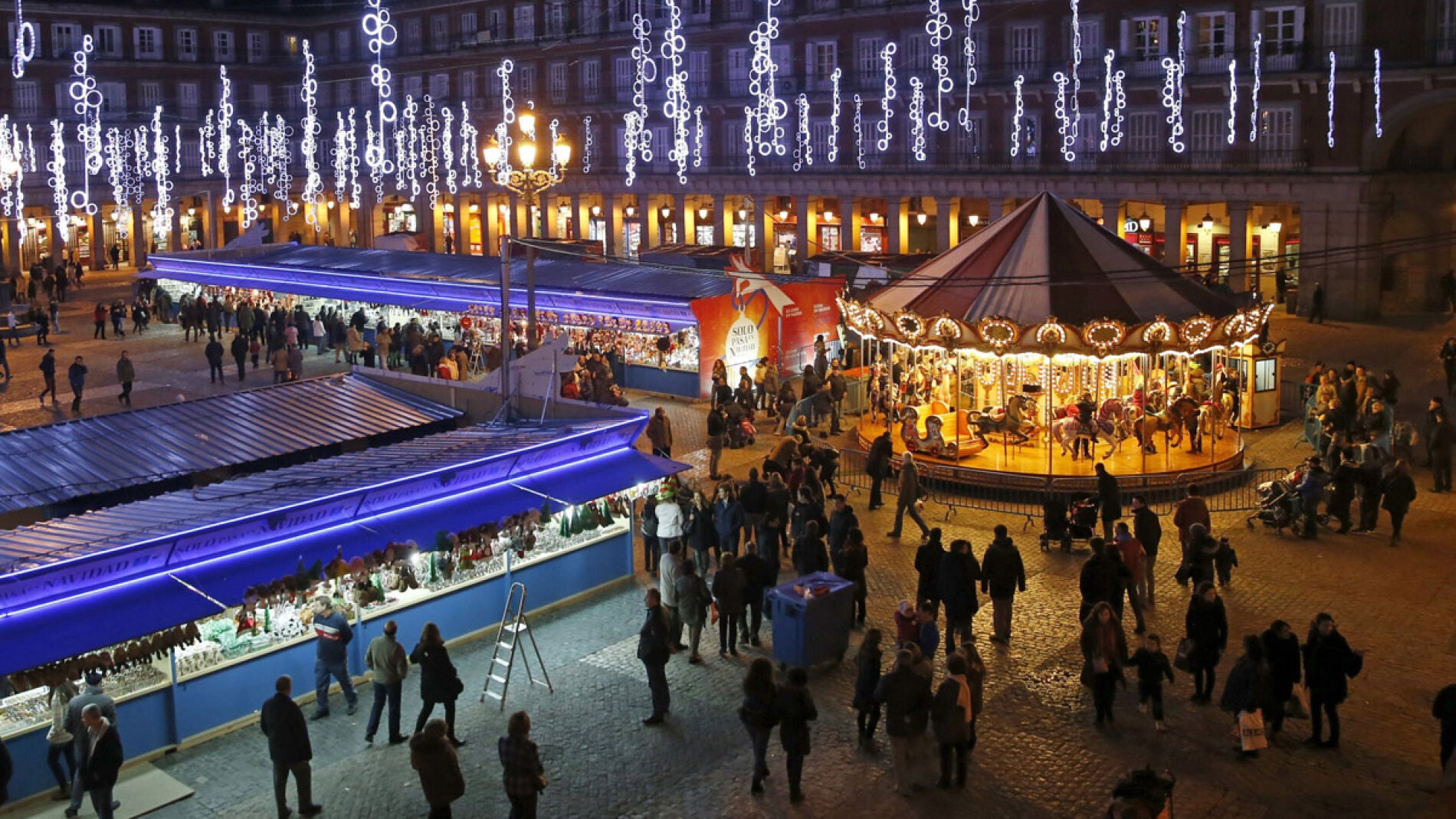 Mercadillo de Navidad en la Plaza Mayor