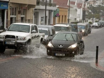 Las lluvias inundan las calles