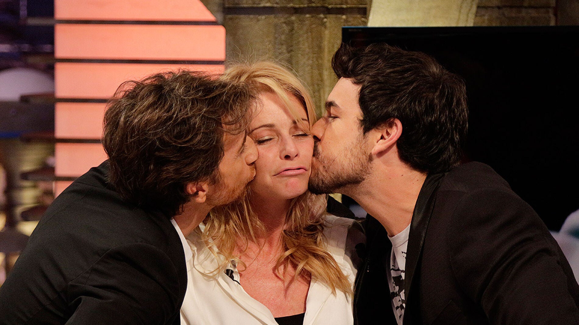 Mario Casas y Bel&eacute;n Rueda en El Hormiguero 3.0