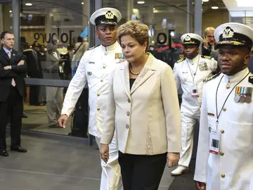 La presidenta de Brasil, Dilma Rousseff, en el Soccer City La presidenta de Brasil, Dilma Rousseff, en el Soccer City