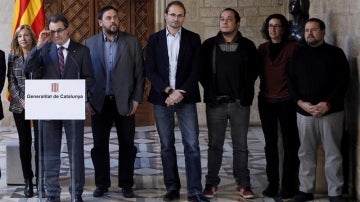 Mas, Junqueras, Herrera, Fernández, Rovira y Mena en el Palau de la Generalitat