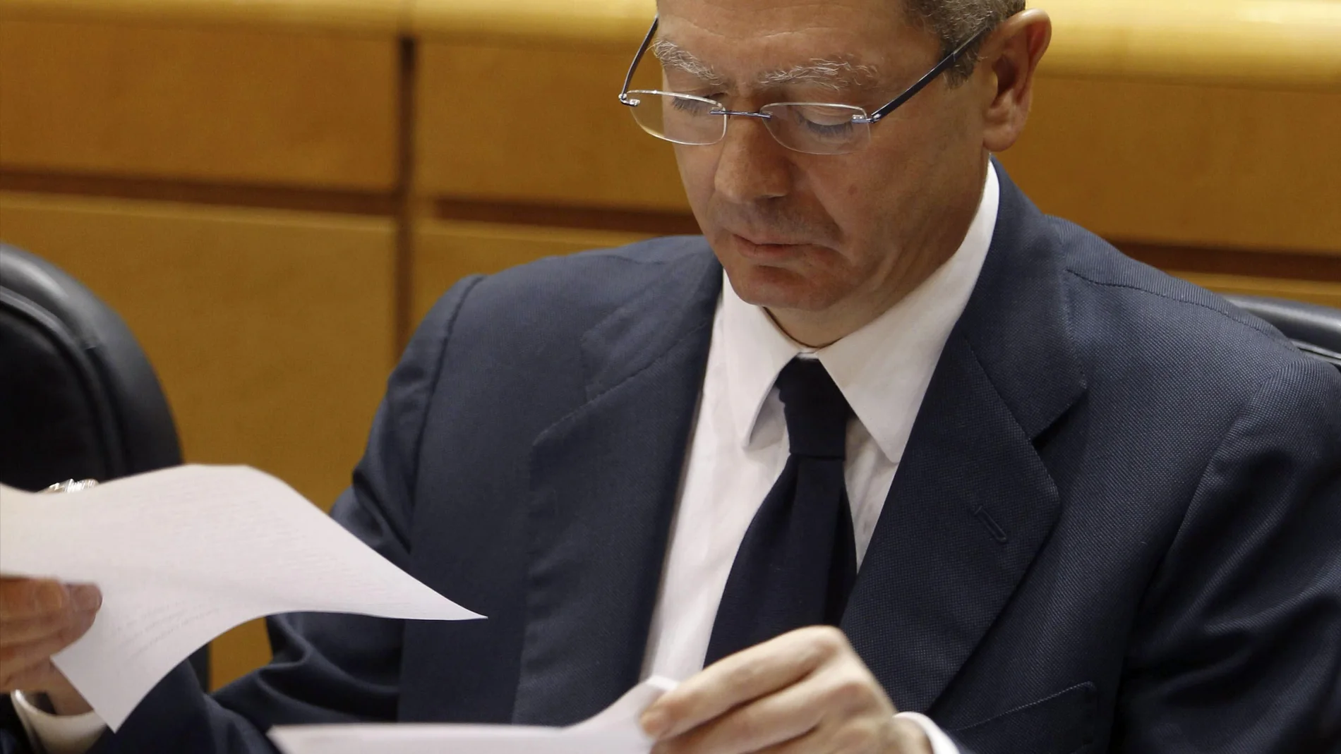 Gallardón sufre un accidente doméstico y se rompe dos costillas Gallardón sufre un accidente doméstico y se rompe dos costillas