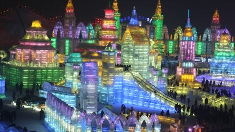 Vista nocturna de la ciudad de Harbin 