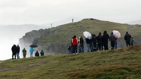 El operativo de búsqueda de las personas arrastradas en Valdoviño El operativo de búsqueda de las personas arrastradas en Valdoviño