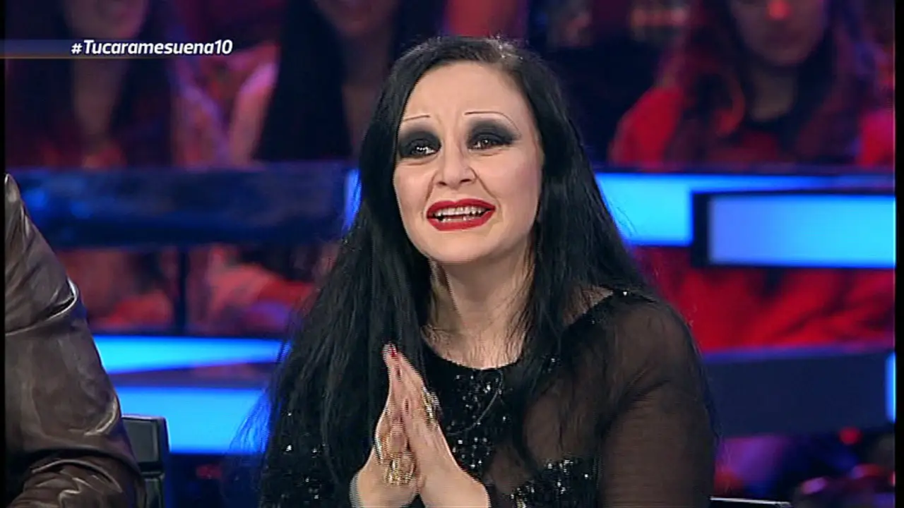 Alaska canta con Los Chunguitos