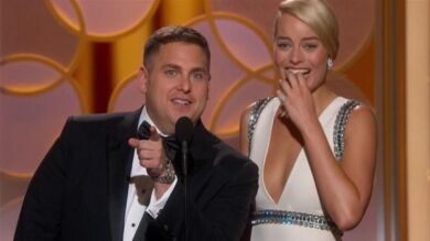 VÍDEO: Jonah Hill y Margot Robbie se quedan sin teleprompter en los Globos de Oro
