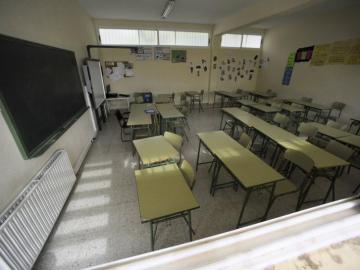 Instituto desalojado por el mal olor