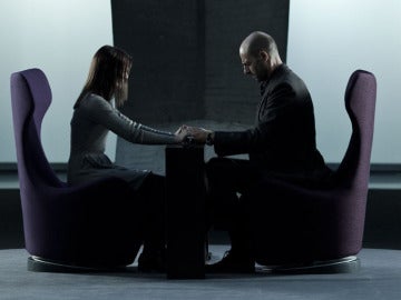Mark Strong y Taissa Farmiga en 'Mindscape' Mark Strong y Taissa Farmiga en 'Mindscape'