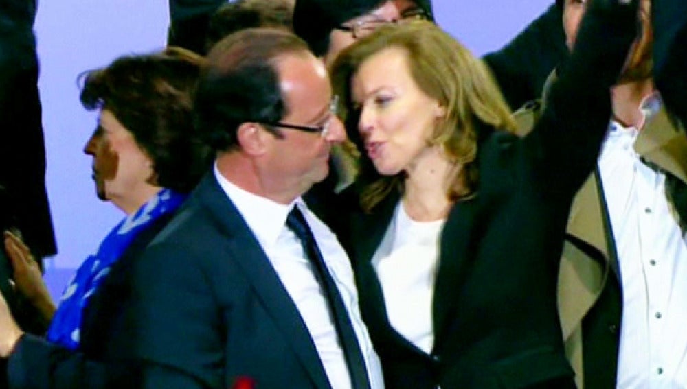 François Hollande y Valerie Trierweiler.