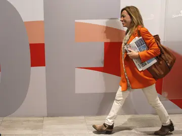 Carme Chacón, sonriente Carme Chacón, sonriente