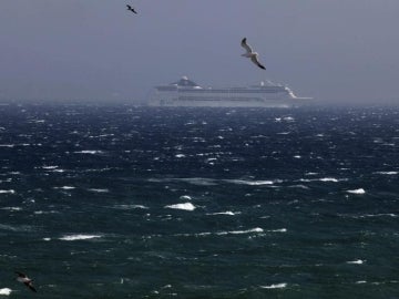 Temporal de viento en el estrecho de Gibraltar.