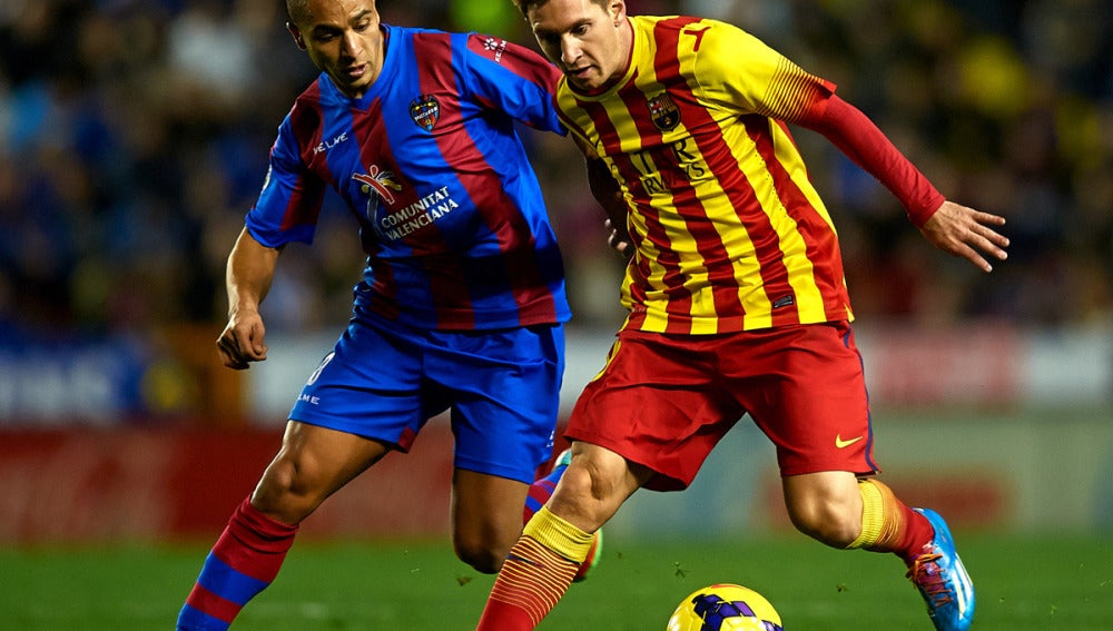 Messi ante Nabil El Zhar