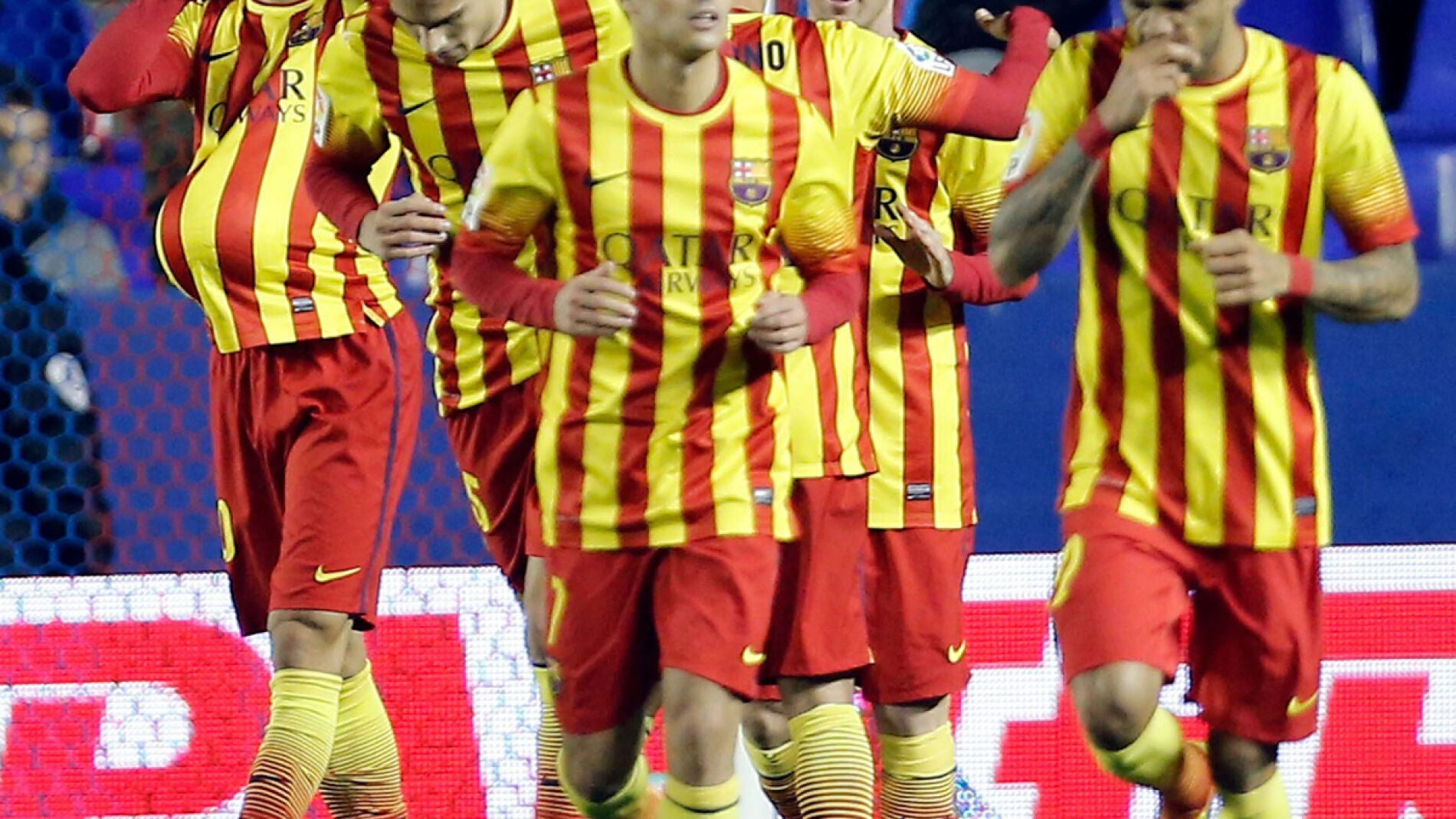 Tello celebra un de su goles ante el Levante