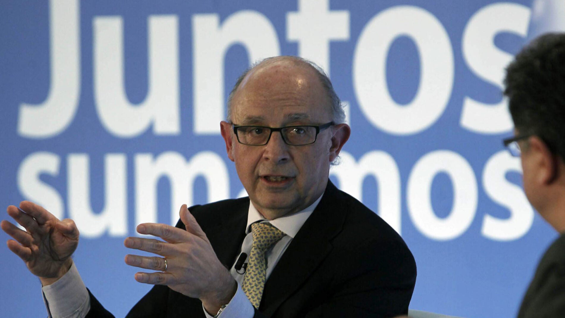 El ministro de Hacienda, Cristobal Montoro, en la convenci&oacute;n del PP en Catalu&ntilde;a