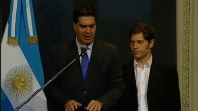 Los argentinos podrán sacar dólares en el mercado oficial a partir del lunes