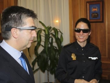 La Policía estudia usar las Google Glass para patrullar