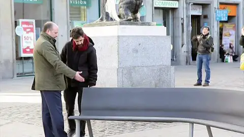 El banco instalado en la Puerta del Sol El banco instalado en la Puerta del Sol