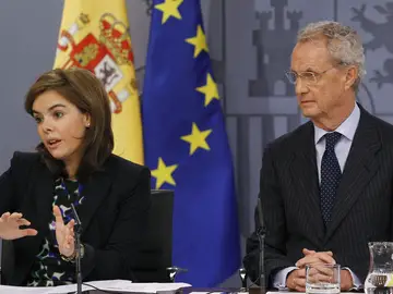 Soraya Sáenz de Santamaría y Pedro Morenés Soraya Sáenz de Santamaría y Pedro Morenés