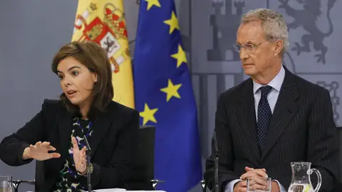 Soraya Sáenz de Santamaría y Pedro Morenés Soraya Sáenz de Santamaría y Pedro Morenés