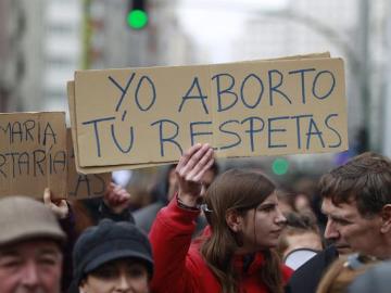 Numerosas mujeres se manifestaron en la marcha