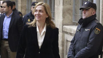 La infanta Cristina llega al juzgado de Palma tras ser imputada