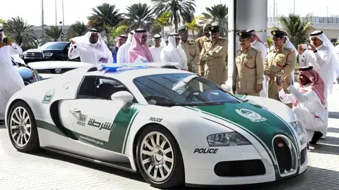 Bugatti Veyron, el nuevo coche de la Policía de Dubái Bugatti Veyron, el nuevo coche de la Policía de Dubái