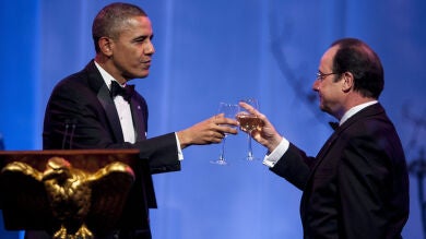Obama y Hollande coinciden en mantener la diplomacia tras una cena de gala en la Casa Blanca