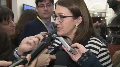 División en el PSOE por el posible pacto con Bildu División en el PSOE por el posible pacto con Bildu