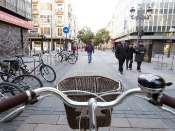 Montar en bici en ciudad