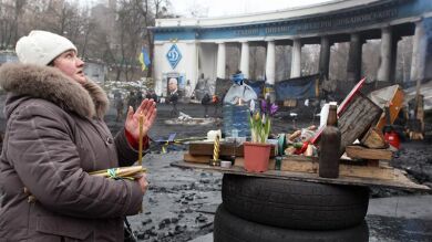 Los manifestantes desalojan el ayuntamiento de Kiev tras dos meses de ocupación