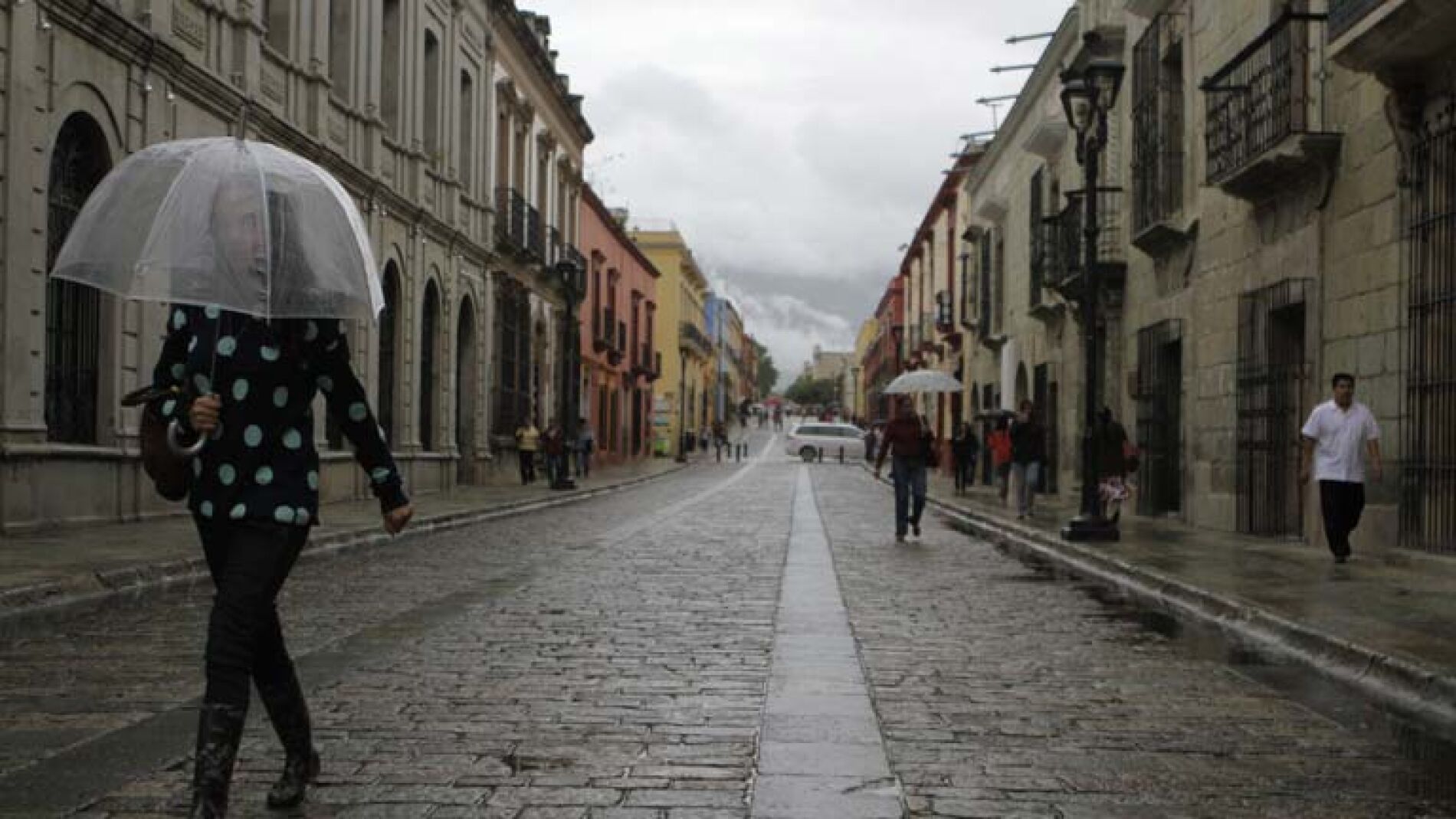 Las lluvias d&eacute;biles predominar&aacute;n en la zona norte del pa&iacute;s.