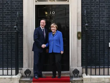 David Cameron y Angela Merkel, momentos antes de su reunión en Londres David Cameron y Angela Merkel, momentos antes de su reunión en Londres