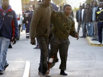 Primera mujer que supera la valla de Melilla Primera mujer que supera la valla de Melilla