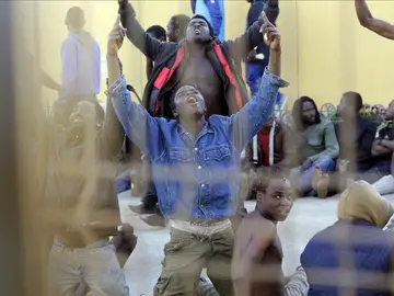 Más de 200 inmigrantes acceden a Melilla, la mayor entrada desde 2005 Más de 200 inmigrantes acceden a Melilla, la mayor entrada desde 2005