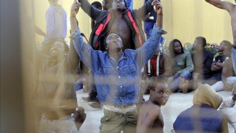 M&aacute;s de 200 inmigrantes acceden a Melilla, la mayor entrada desde 2005