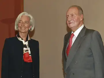 El Rey Juan Carlos recibe en audiencia a la directora gerente del Fondo Monetario Internacional (FMI), Christine Lagarde El Rey Juan Carlos recibe en audiencia a la directora gerente del Fondo Monetario Internacional (FMI), Christine Lagarde