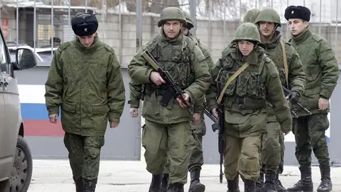 Soldados rusos en Crimea Soldados rusos en Crimea
