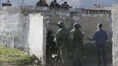 Funcionarios estadounidenses alertan de que cerca de Ucrania podría haber 40.000 soldados rusos