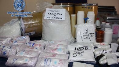 Detenidos 17 miembros de una organización criminal que manipulaban cocaína en un laboratorio clandestino en Barcelona 