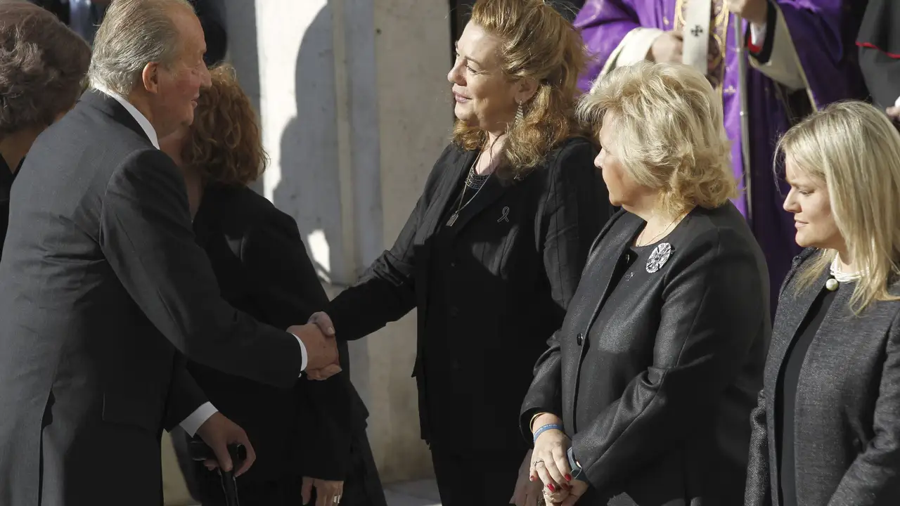 Los Reyes presiden el funeral de Estado en memoria de las víctimas