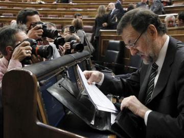 Rajoy tacha de "inmovilista" a Rubalcaba ante la acusación de "chapuza" de la LOMCE