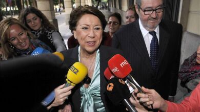La juez Alaya impone una fianza civil de 29,5 millones a la exministra Magdalena Álvarez